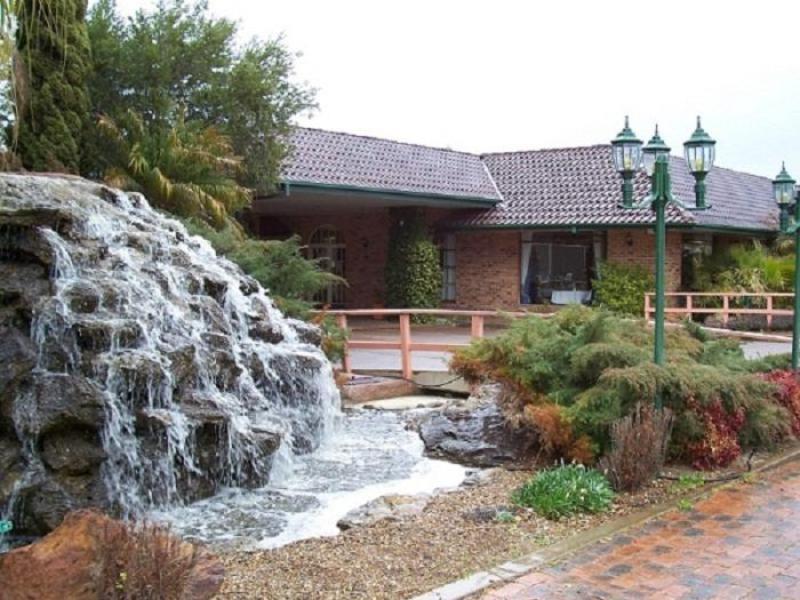 Cascades Motor Inn Даббо Экстерьер фото