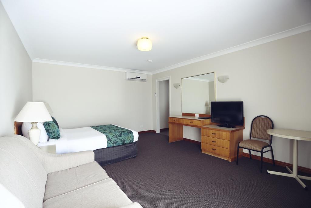 Cascades Motor Inn Даббо Номер фото