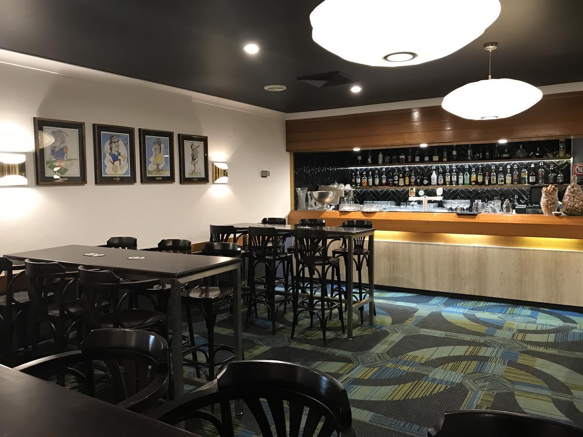 Cascades Motor Inn Даббо Экстерьер фото